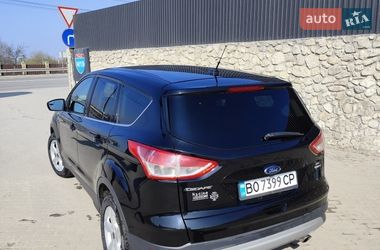Внедорожник / Кроссовер Ford Escape 2015 в Великой Березовице