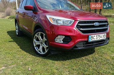 Внедорожник / Кроссовер Ford Escape 2018 в Львове