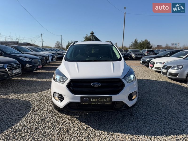 Позашляховик / Кросовер Ford Escape 2019 в Івано-Франківську