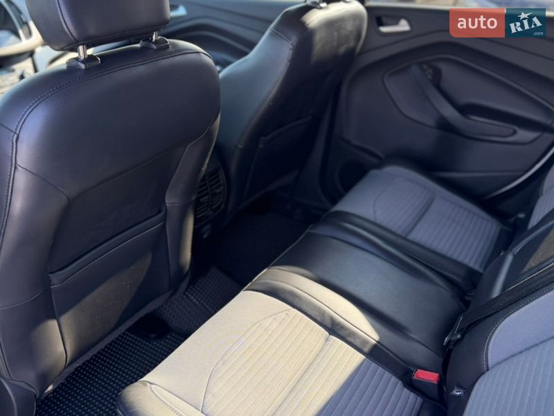 Позашляховик / Кросовер Ford Escape 2019 в Івано-Франківську