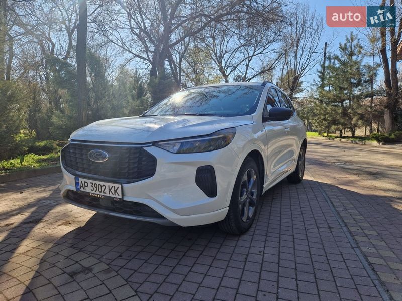 Внедорожник / Кроссовер Ford Escape 2023 в Запорожье