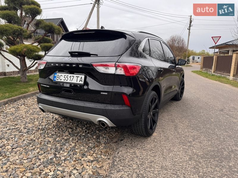 Внедорожник / Кроссовер Ford Escape 2020 в Ивано-Франковске