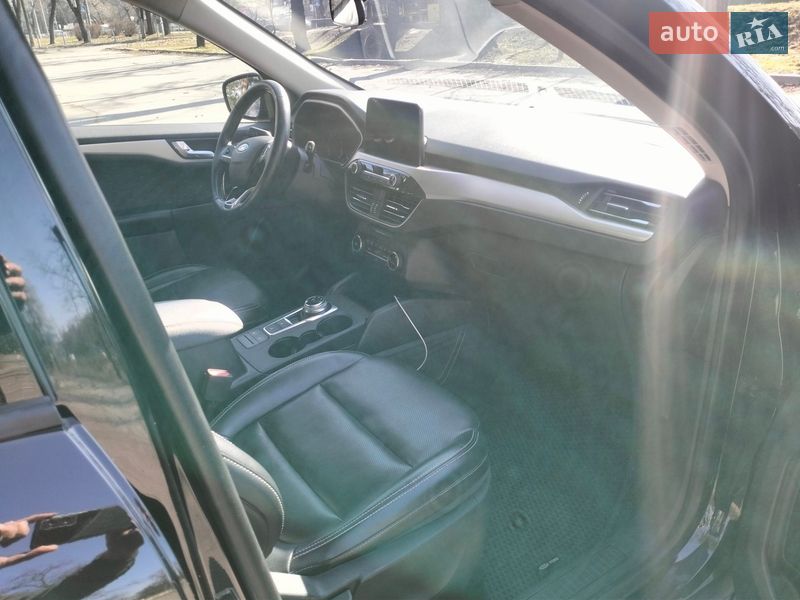 Внедорожник / Кроссовер Ford Escape 2020 в Киеве фото 9 Внедорожник / Кроссовер Ford Escape 2020 в Киеве