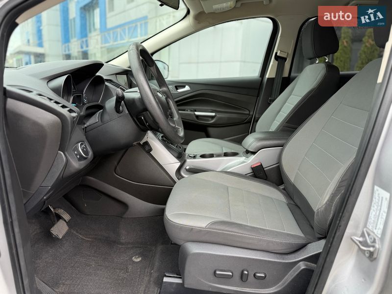 Внедорожник / Кроссовер Ford Escape 2016 в Киеве фото 12 Внедорожник / Кроссовер Ford Escape 2016 в Киеве