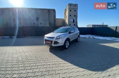 Позашляховик / Кросовер Ford Escape 2016 в Дубні