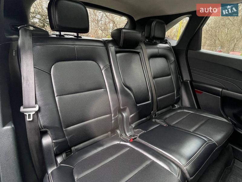 Позашляховик / Кросовер Ford Escape 2021 в Кременчуці