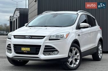 Позашляховик / Кросовер Ford Escape 2016 в Києві