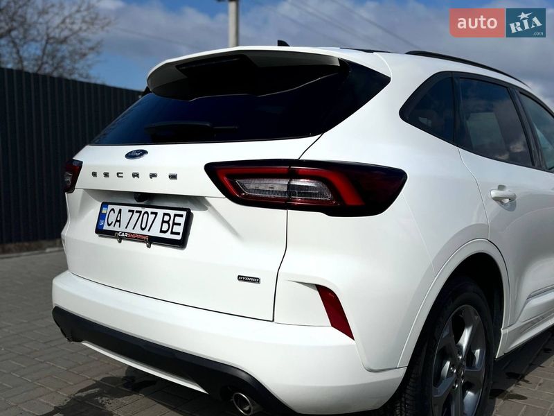 Внедорожник / Кроссовер Ford Escape 2023 в Черкассах
