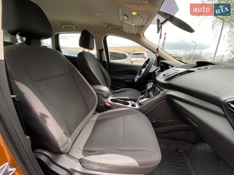 Позашляховик / Кросовер Ford Escape 2016 в Дніпрі