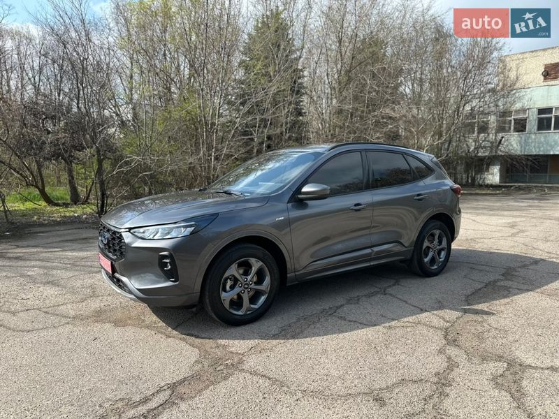 Внедорожник / Кроссовер Ford Escape 2023 в Запорожье