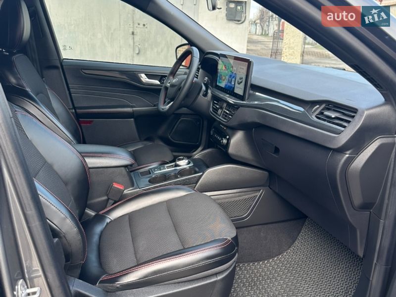 Внедорожник / Кроссовер Ford Escape 2023 в Запорожье