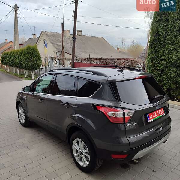 Внедорожник / Кроссовер Ford Escape 2018 в Дубно