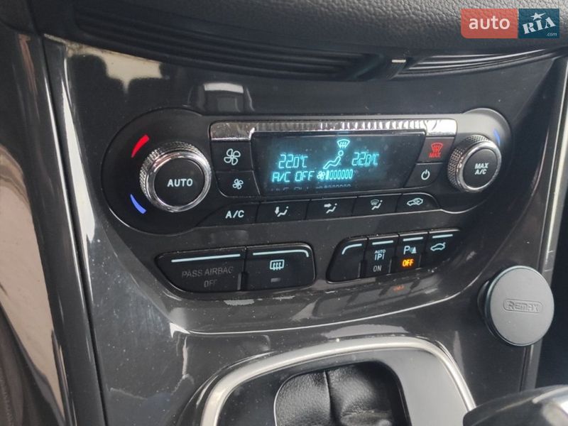 Внедорожник / Кроссовер Ford Escape 2013 в Монастыриске