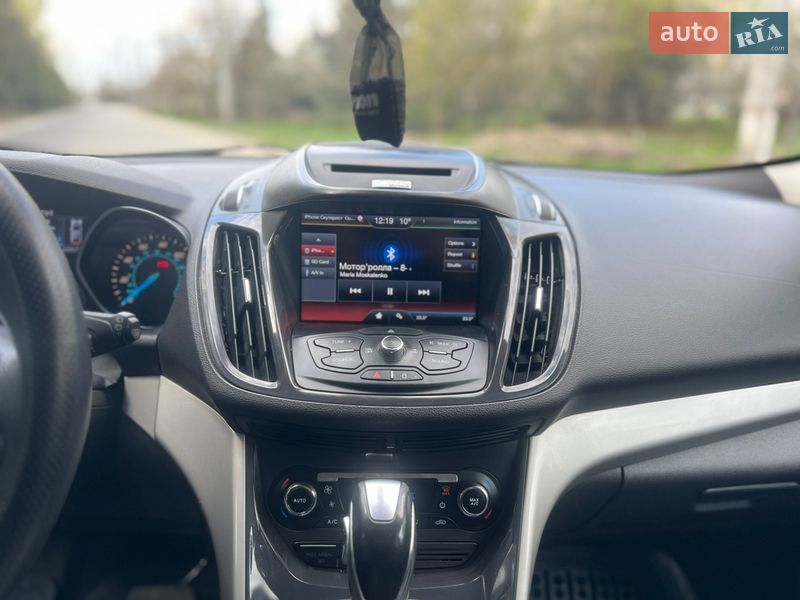 Внедорожник / Кроссовер Ford Escape 2013 в Ивано-Франковске