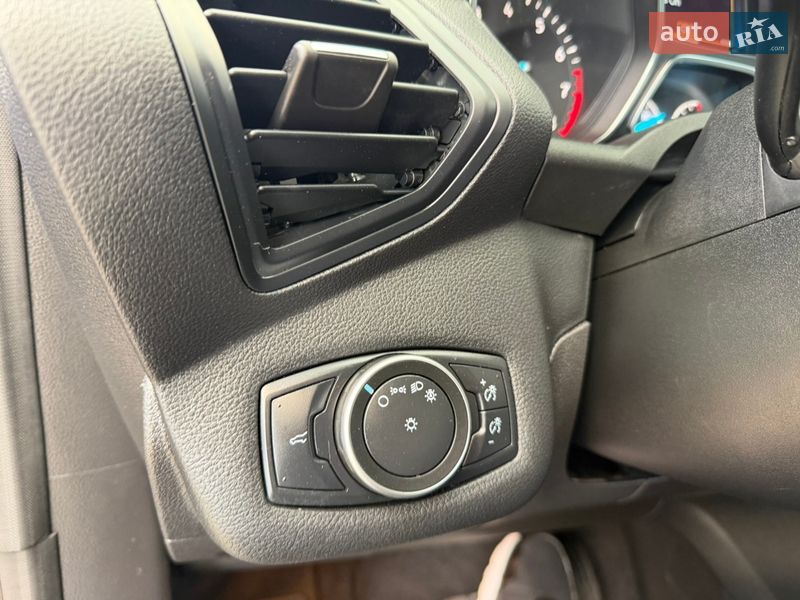 Позашляховик / Кросовер Ford Escape 2018 в Дніпрі