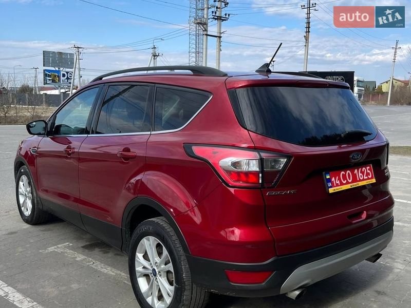 Позашляховик / Кросовер Ford Escape 2018 в Львові