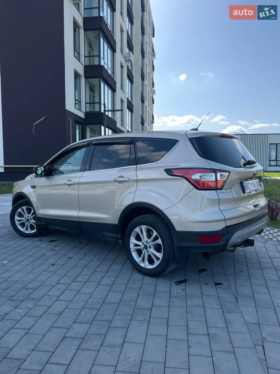 2017 Ford Escape - мініатюра 2