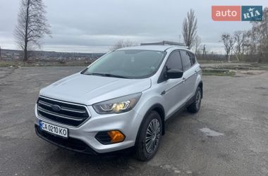 Позашляховик / Кросовер Ford Escape 2019 в Корсунь-Шевченківському