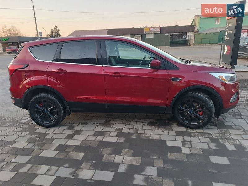 Позашляховик / Кросовер Ford Escape 2019 в Шепетівці фото 3 Позашляховик / Кросовер Ford Escape 2019 в Шепетівці