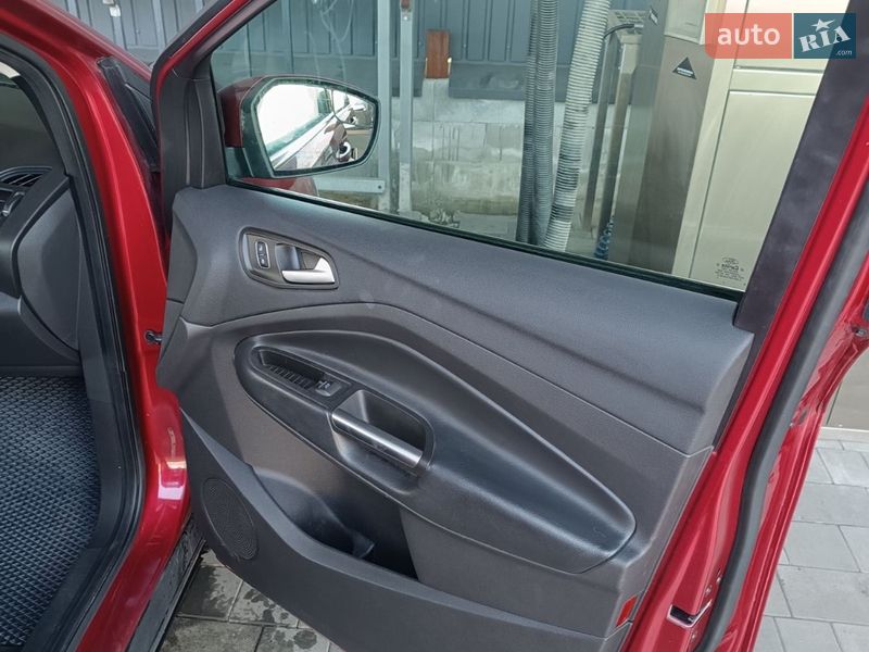 Позашляховик / Кросовер Ford Escape 2019 в Шепетівці фото 13 Позашляховик / Кросовер Ford Escape 2019 в Шепетівці