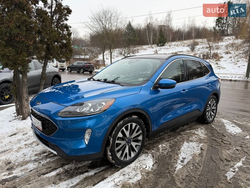 Позашляховик / Кросовер Ford Escape 2020 в Рівному