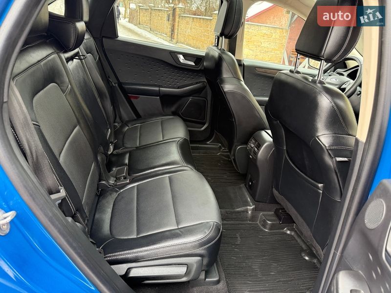 Позашляховик / Кросовер Ford Escape 2020 в Рівному