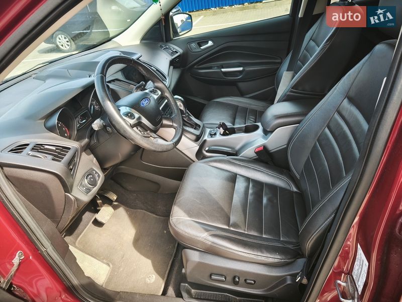 Внедорожник / Кроссовер Ford Escape 2014 в Калуше