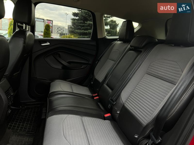 Позашляховик / Кросовер Ford Escape 2017 в Львові фото 23 Позашляховик / Кросовер Ford Escape 2017 в Львові