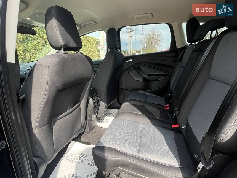 Позашляховик / Кросовер Ford Escape 2018 в Львові