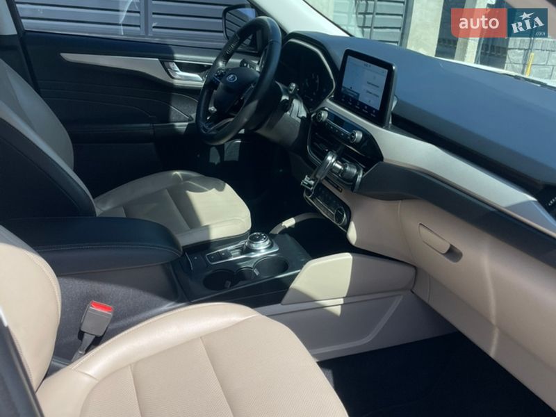 Внедорожник / Кроссовер Ford Escape 2021 в Львове