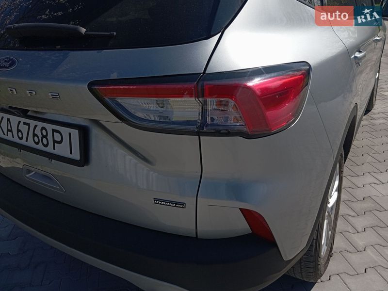 Внедорожник / Кроссовер Ford Escape 2021 в Буче