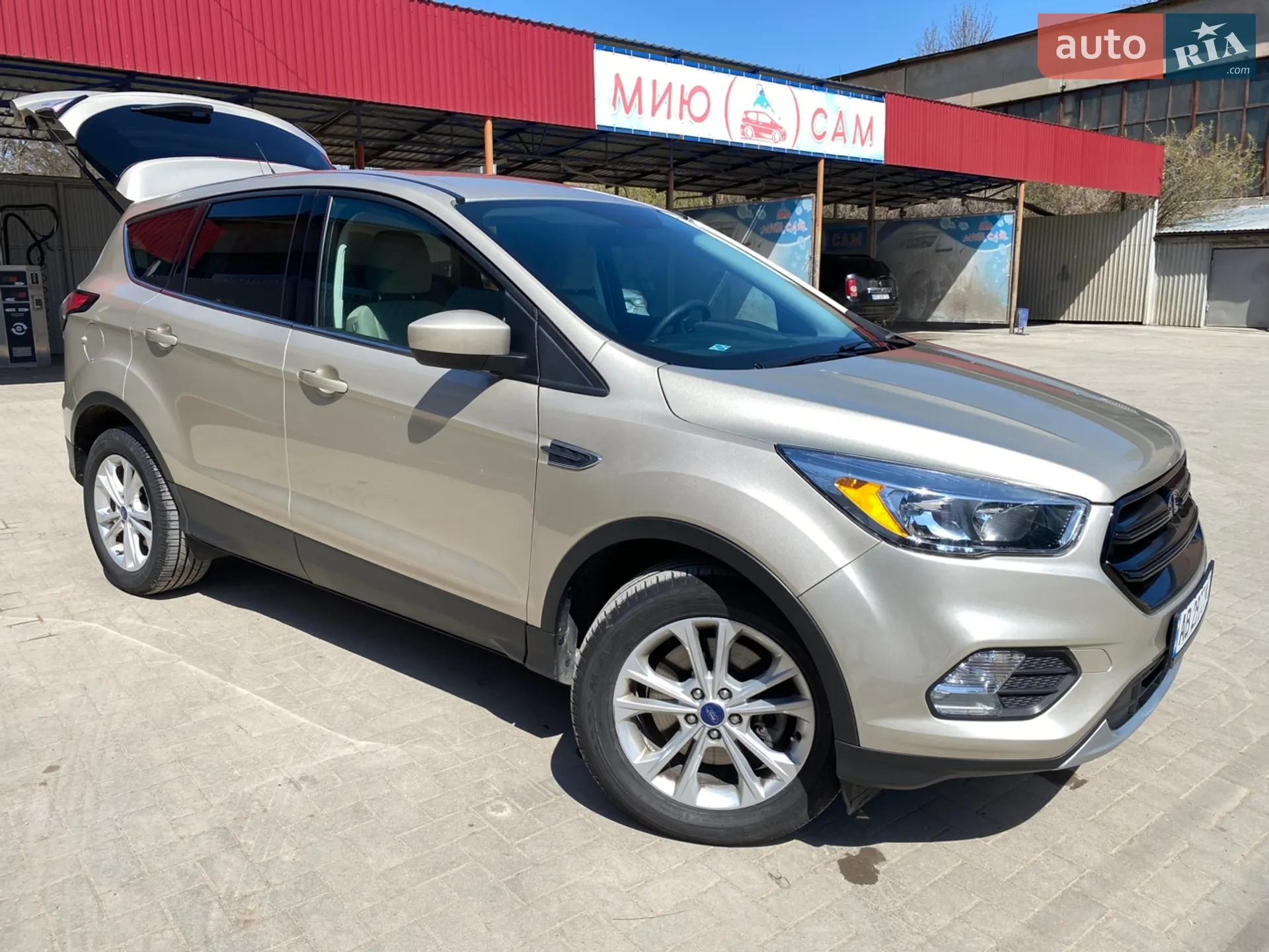 2017 Ford Escape - мініатюра 6