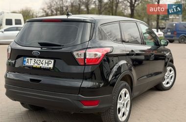 Внедорожник / Кроссовер Ford Escape 2016 в Ивано-Франковске