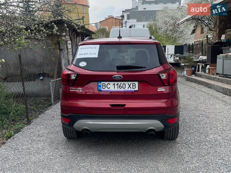 Внедорожник / Кроссовер Ford Escape 2019 в Львове