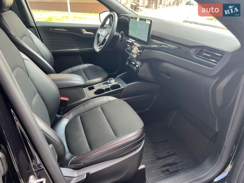 Внедорожник / Кроссовер Ford Escape 2024 в Чернигове