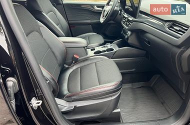 Внедорожник / Кроссовер Ford Escape 2024 в Чернигове