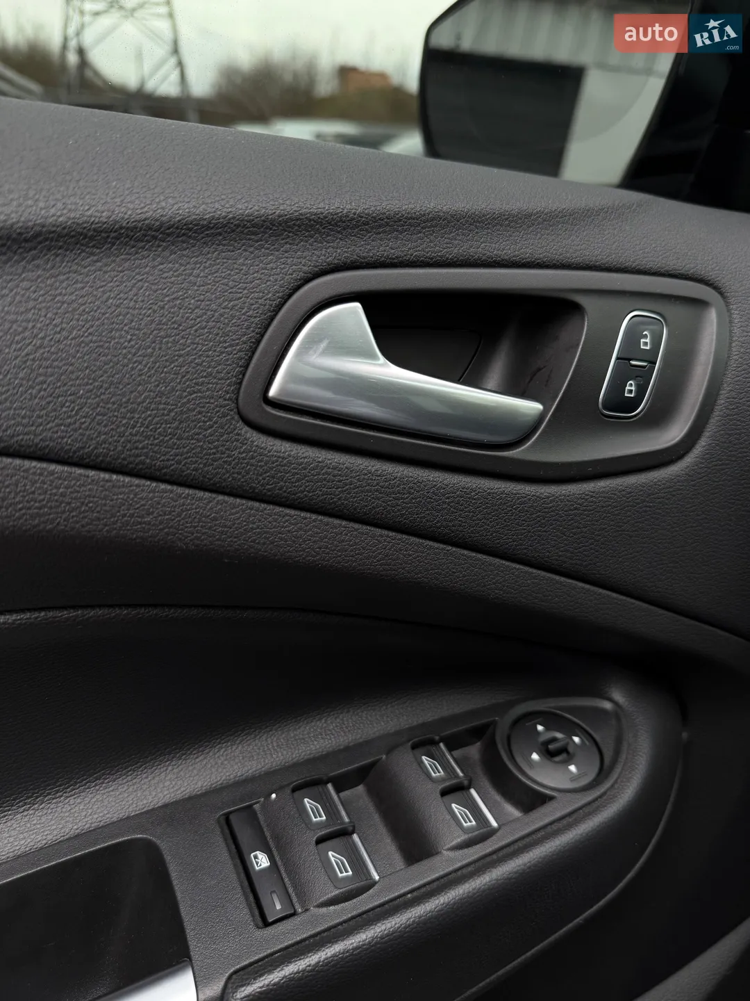 2016 Ford Escape - мініатюра 17