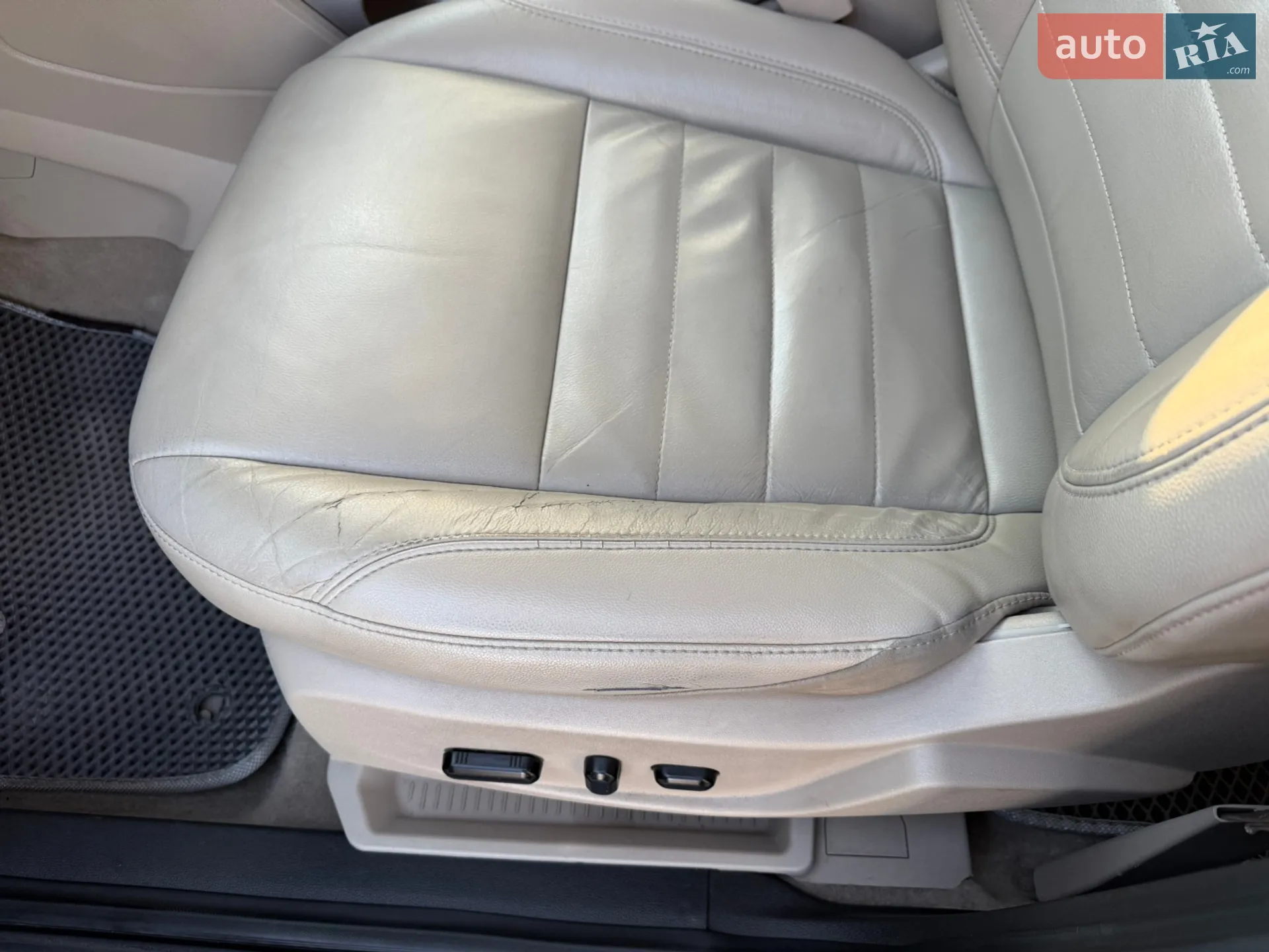 2015 Ford Escape - мініатюра 21