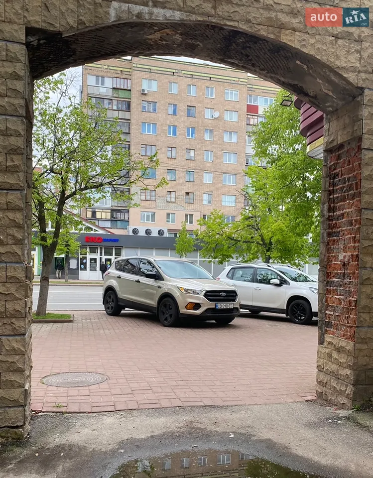 2017 Ford Escape - мініатюра 2