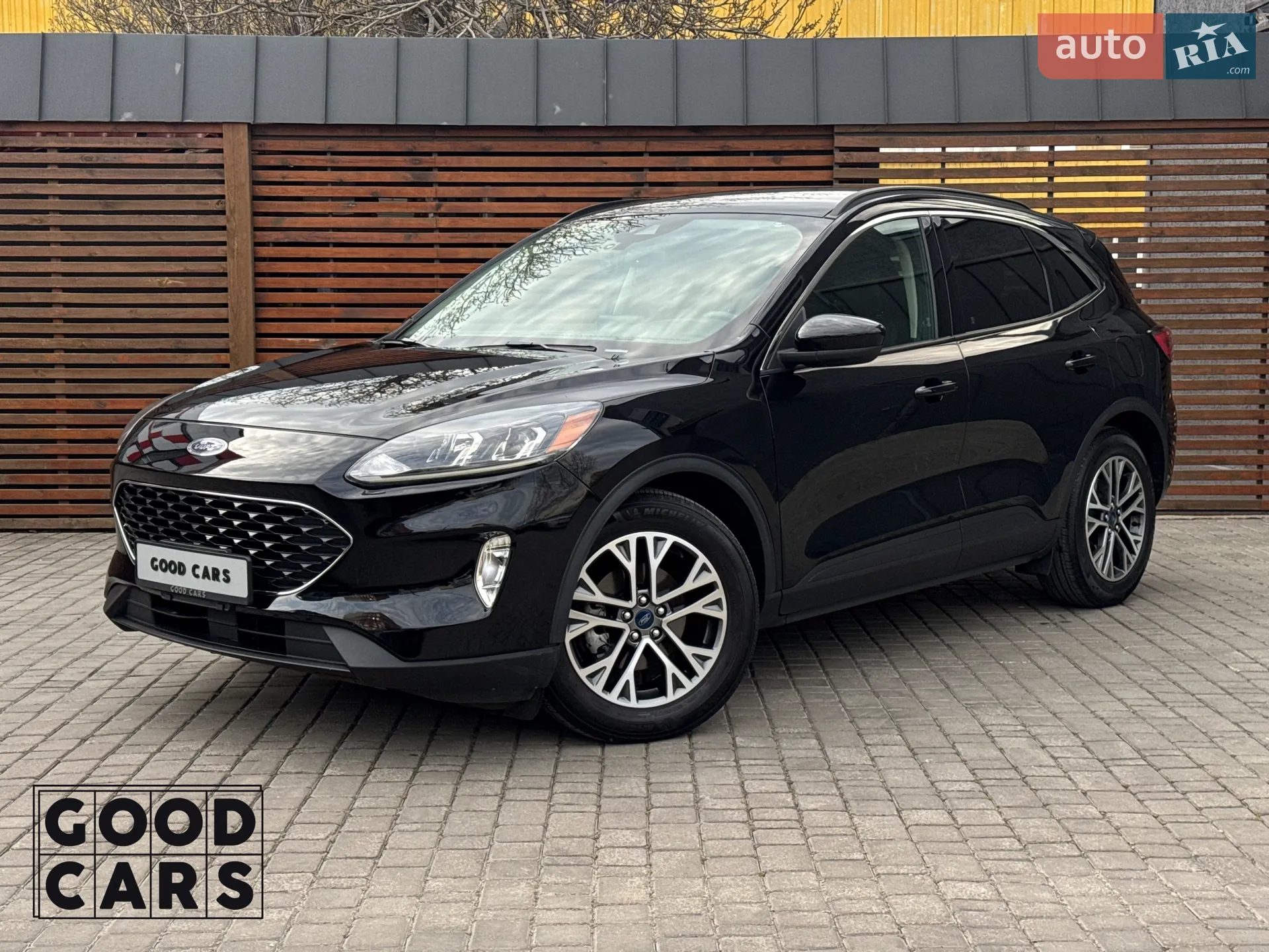 2019 Ford Escape - фото 1