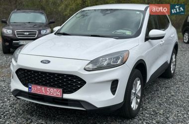 Позашляховик / Кросовер Ford Escape 2019 в Умані