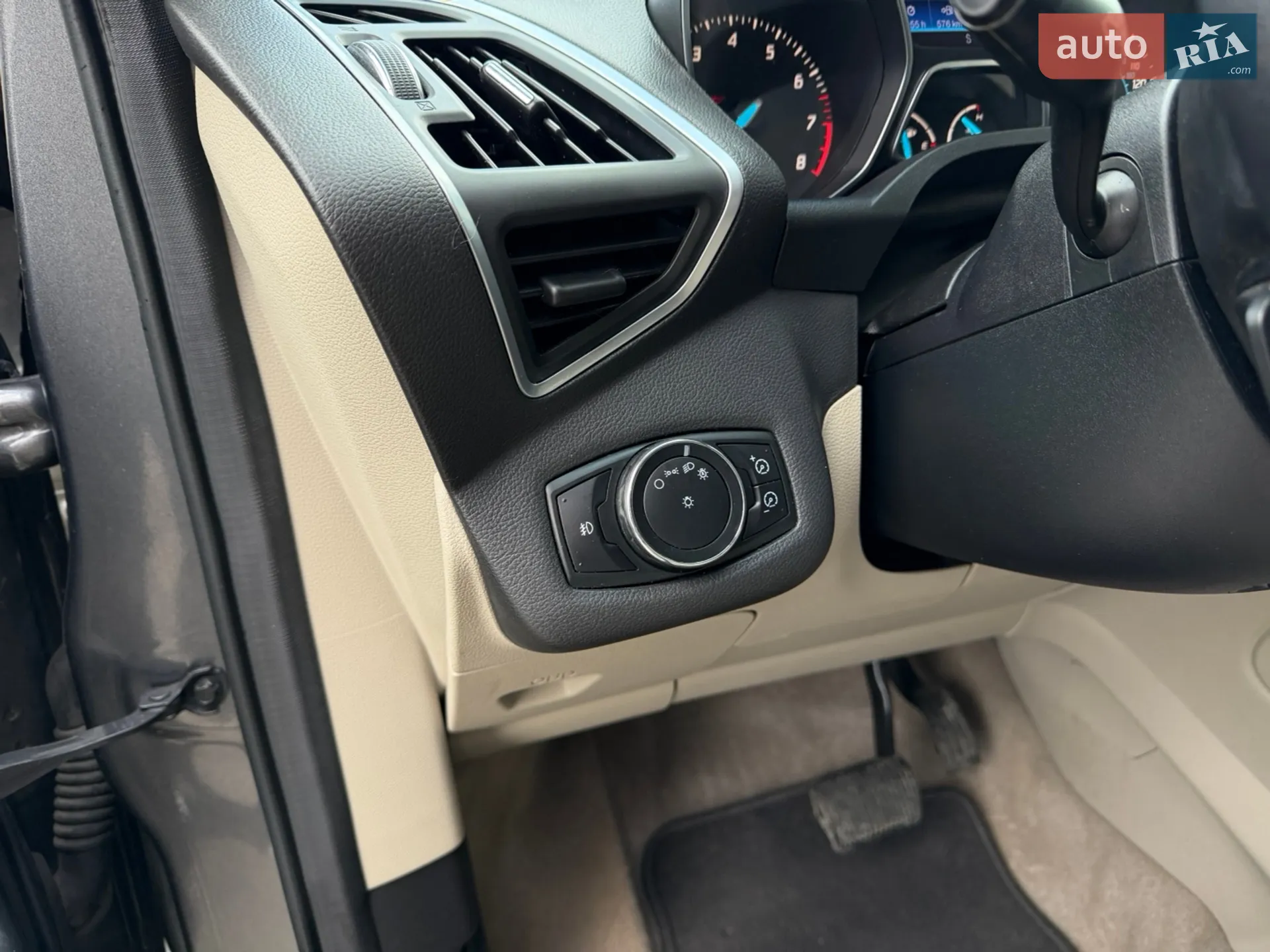 2012 Ford Escape - мініатюра 39