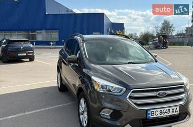 Позашляховик / Кросовер Ford Escape 2016 в Львові