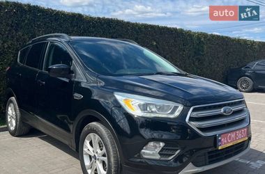 Внедорожник / Кроссовер Ford Escape 2017 в Львове