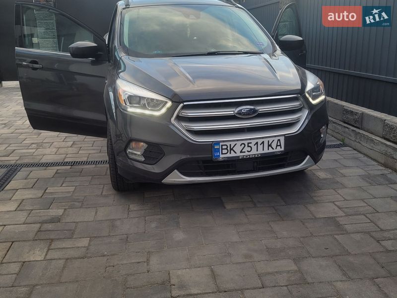 Ford Escape 2018