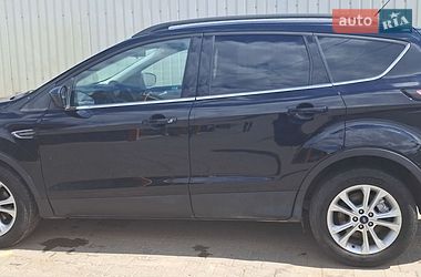 Позашляховик / Кросовер Ford Escape 2016 в Одесі