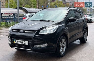 Позашляховик / Кросовер Ford Escape 2015 в Києві