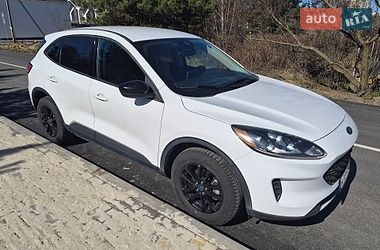 Позашляховик / Кросовер Ford Escape 2020 в Києві