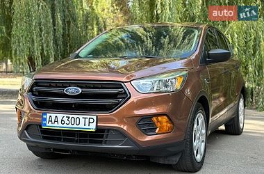 Внедорожник / Кроссовер Ford Escape 2016 в Киеве