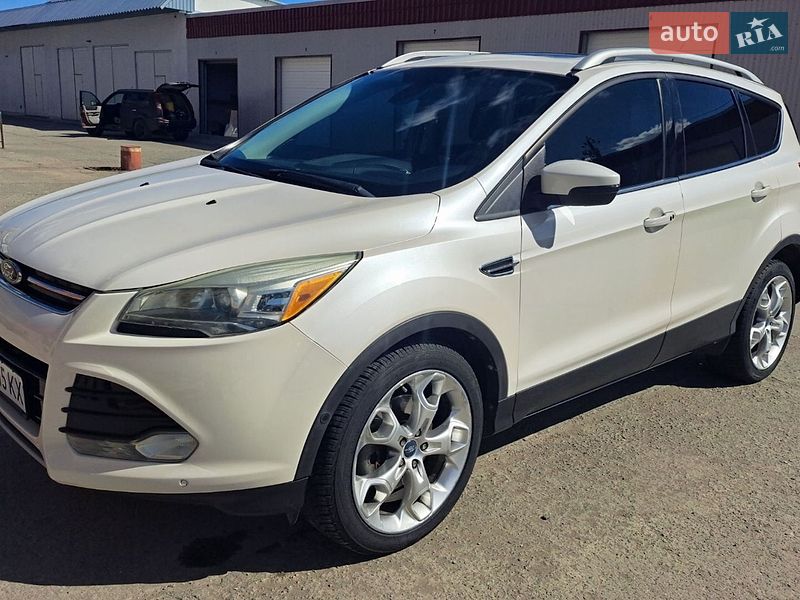 Внедорожник / Кроссовер Ford Escape 2013 в Нетешине